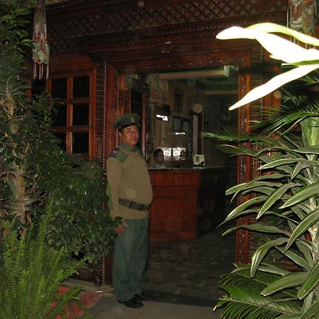 Hotel Metropolitan Kantipur Kathmandu Bagian luar foto
