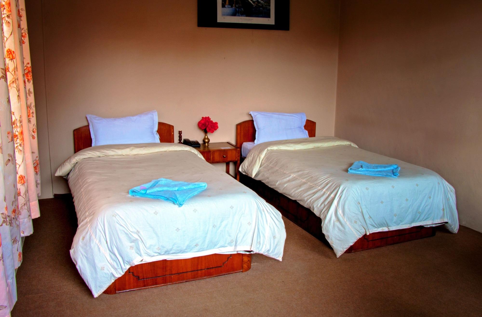 Hotel Metropolitan Kantipur Kathmandu Bagian luar foto