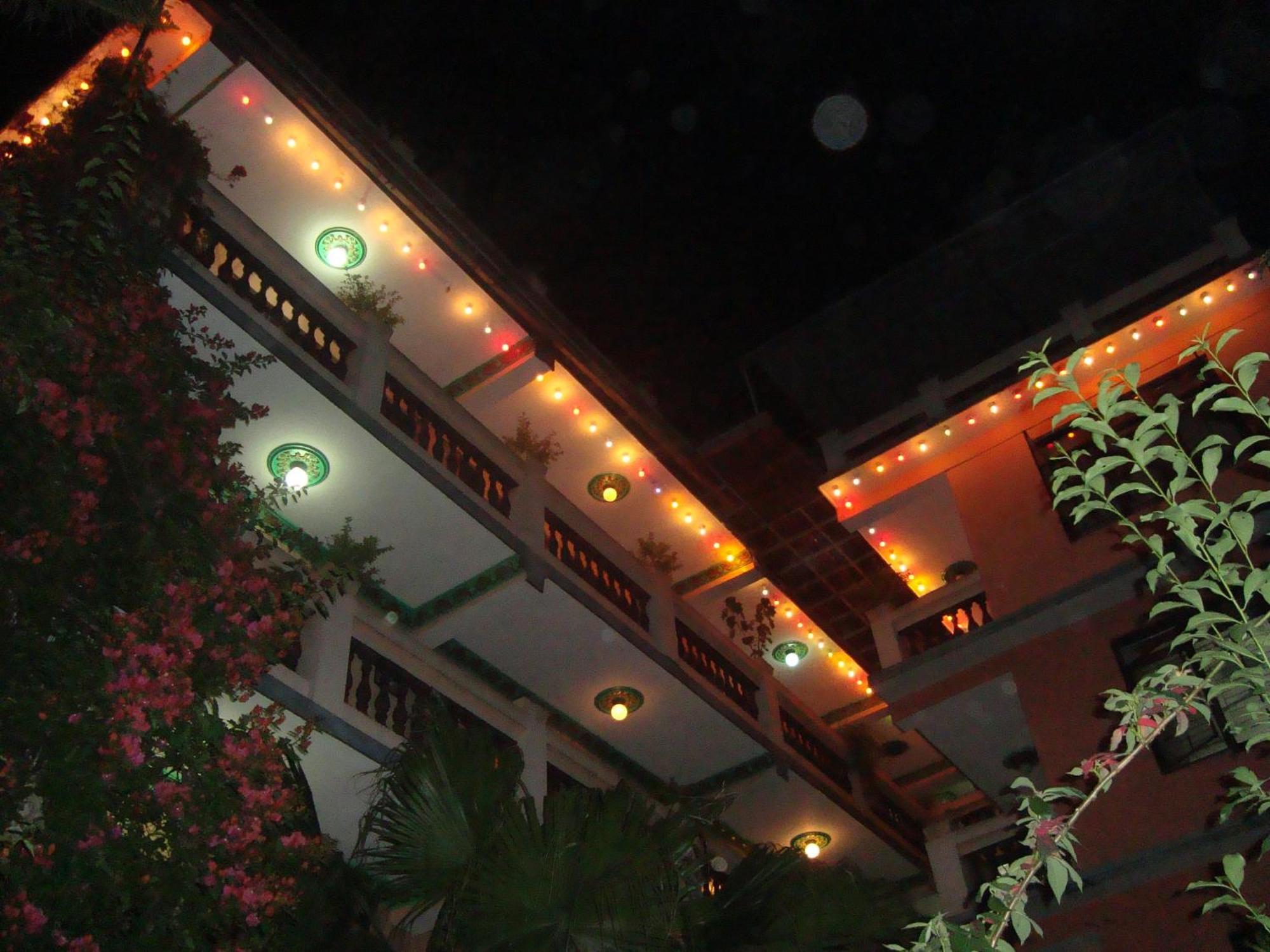 Hotel Metropolitan Kantipur Kathmandu Bagian luar foto