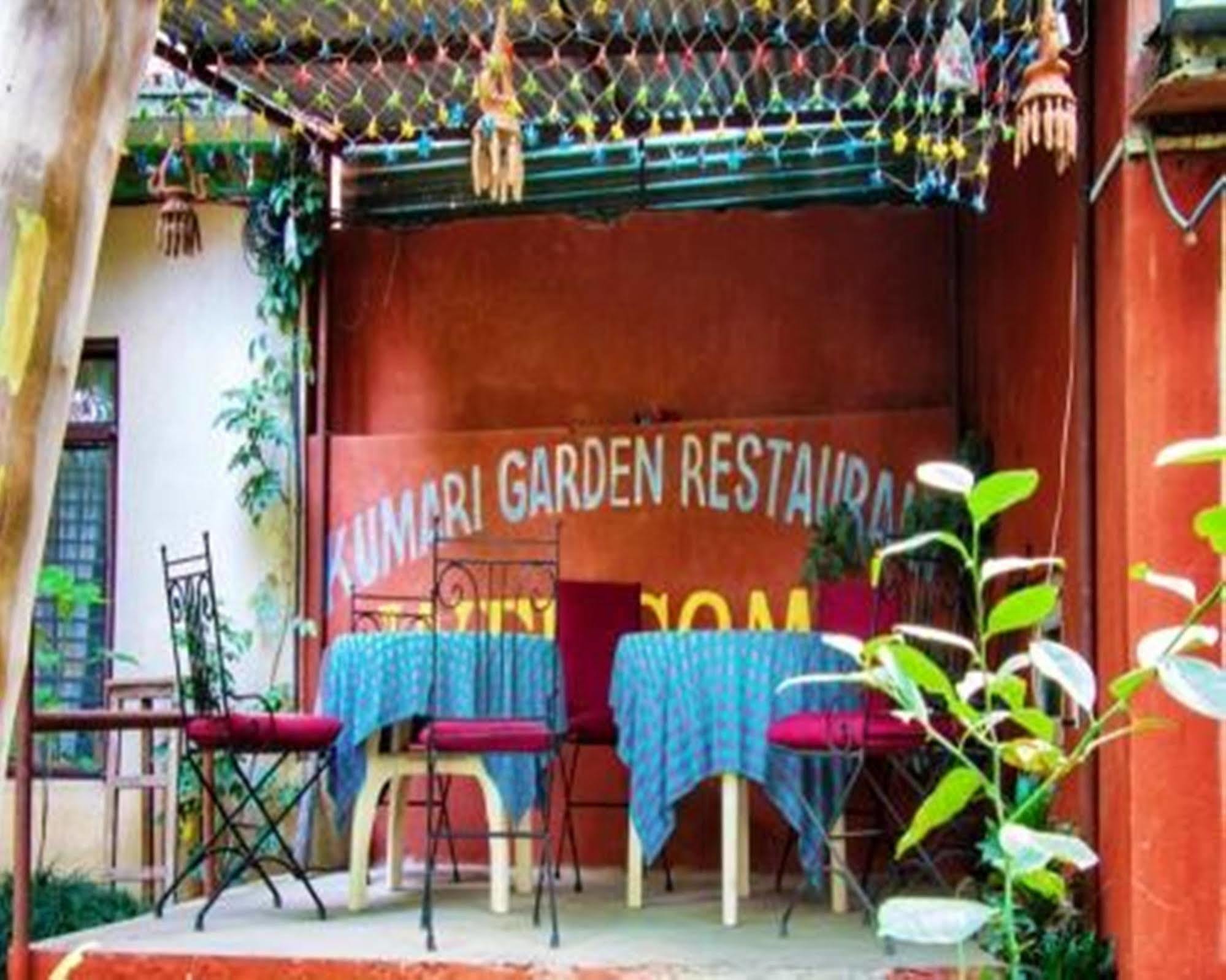 Hotel Metropolitan Kantipur Kathmandu Bagian luar foto